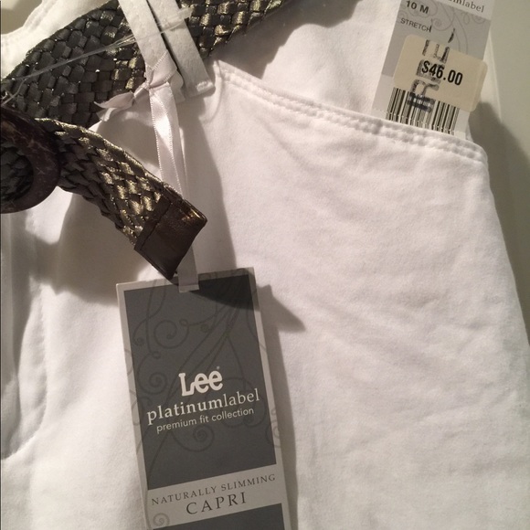 LOVELY WHITE CAPRIS. NATURALLY SLIMMING. NWT - Picture 4 of 5